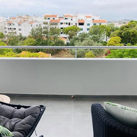 Happy Sunrise Αλμπουφέιρα